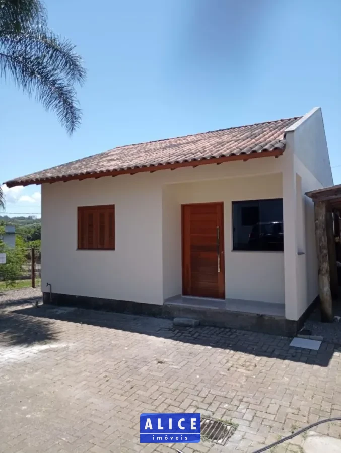 Casa em Taquara bairro Km 4 - Km 4, Taquara [10264]