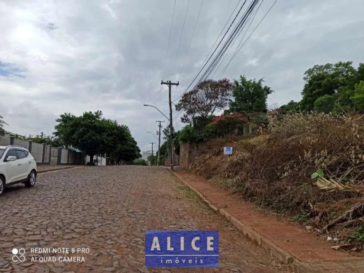 Imagem de Terreno em Manoel Bedeco bairro Morro Do Leoncio 