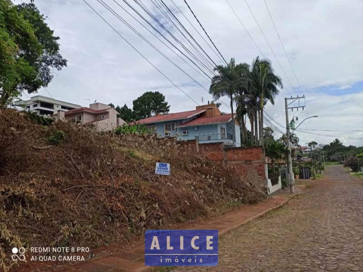 Imagem de Terreno em Manoel Bedeco bairro Morro Do Leoncio 