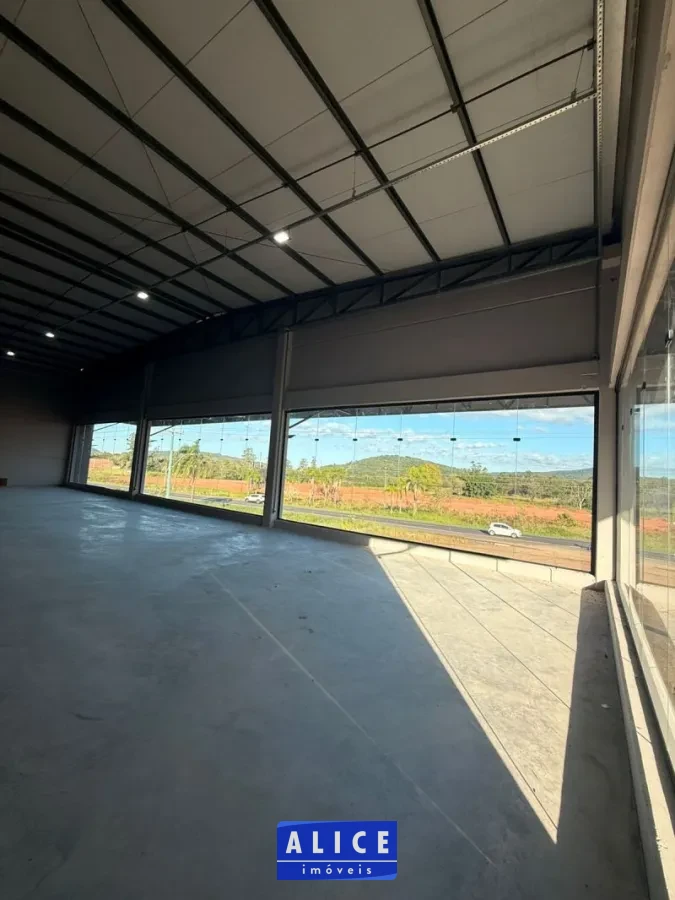 Prédio em Igrejinha bairro Industrial - Industrial, Igrejinha [8532]