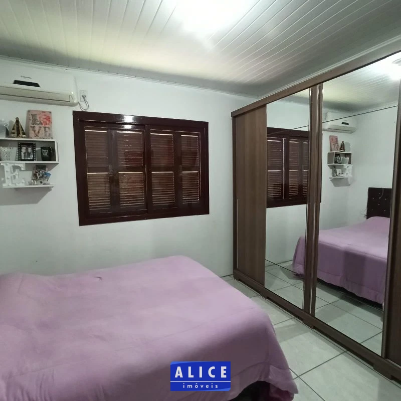 Casa em Taquara bairro Santa Rosa - Santa Rosa, Taquara [11119]