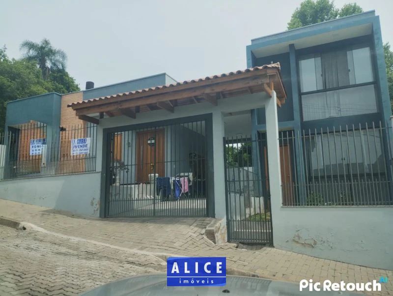 Imagem de Casa em Taquara bairro Santa Rosa