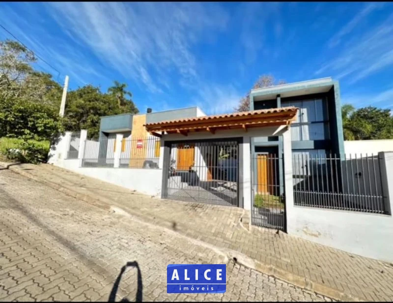 Imagem de Casa em Taquara bairro Santa Rosa