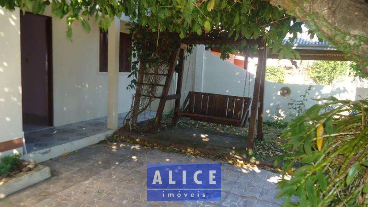 Imagem de Casa em Belmonte bairro Laranjeiras