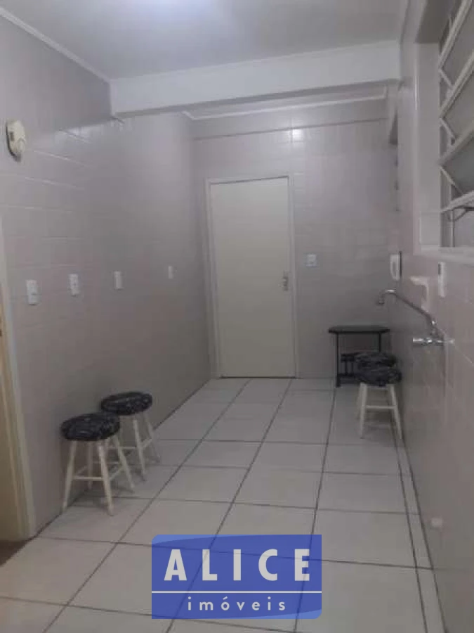 Imagem de Apartamento em Rua Coronel Genuino bairro Centro