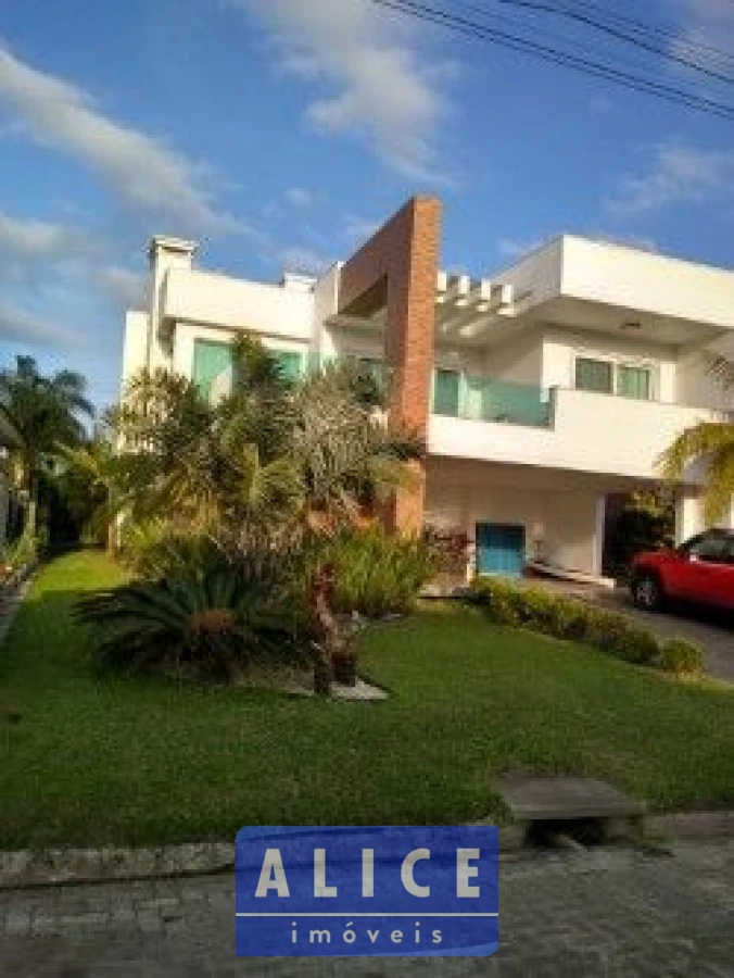 Imagem de Casa em Av. Paraguassu/ Rua Lua Cheia bairro Centro