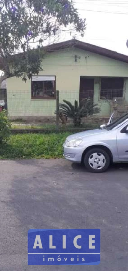 Imagem de Casa em David Canabarro bairro Santa Terezinha