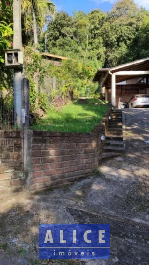 Imagem de Casa em Beija Flor bairro Fazenda Fialho