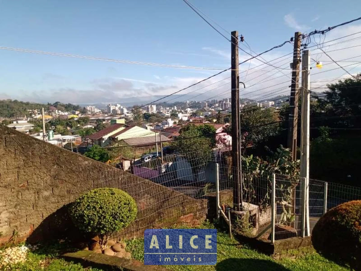 Imagem de Casa em Coronel Diniz bairro Santa Terezinha