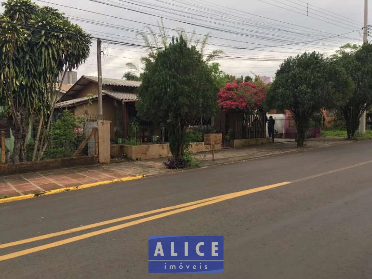 Imagem de Casa em Chaves Barcelos bairro São Luiz 