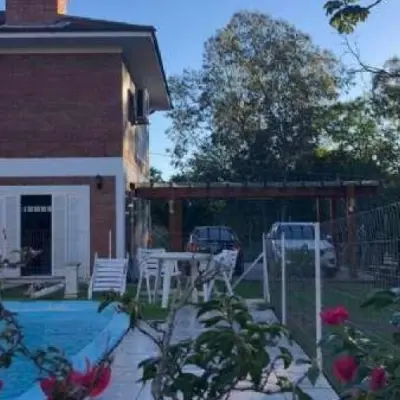 Imagem de Casa em Rua Maltus Kirsch bairro Viaduto