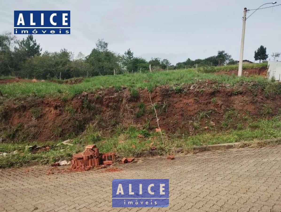 Imagem de Terreno em Aroldo Candemil Valim bairro Santa Rosa