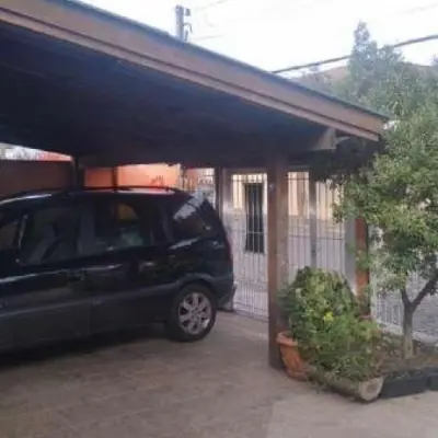 Imagem de Casa em Guilherme Lahm bairro Petrópolis