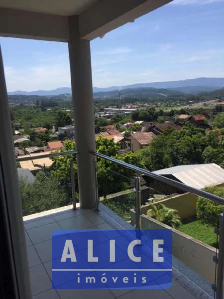 Imagem de Casa em Osmindo Alfredo Dietrich bairro Nossa Senhora De Fátima