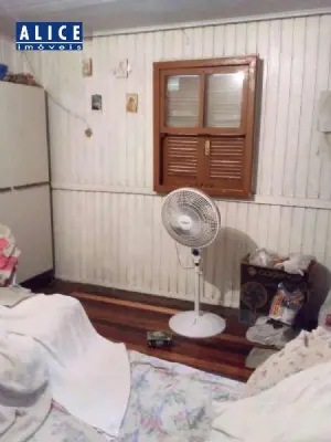 Imagem de Casa em Gustavo Capanema bairro Voo Livre