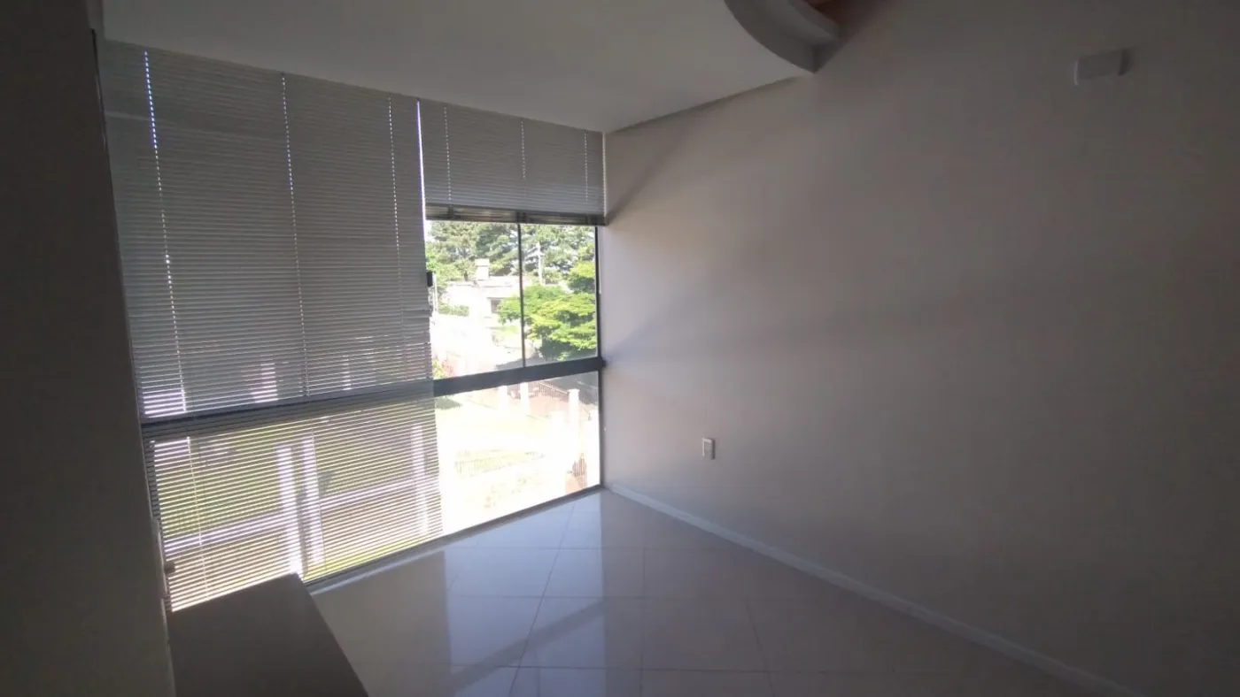 Imagem de Duplex no bairro Petrópolis - Taquara