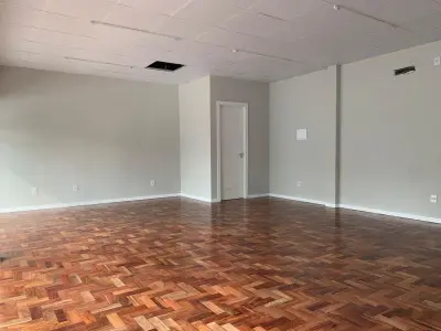 Imagem de Sala Comercial em Parobe bairro Centro