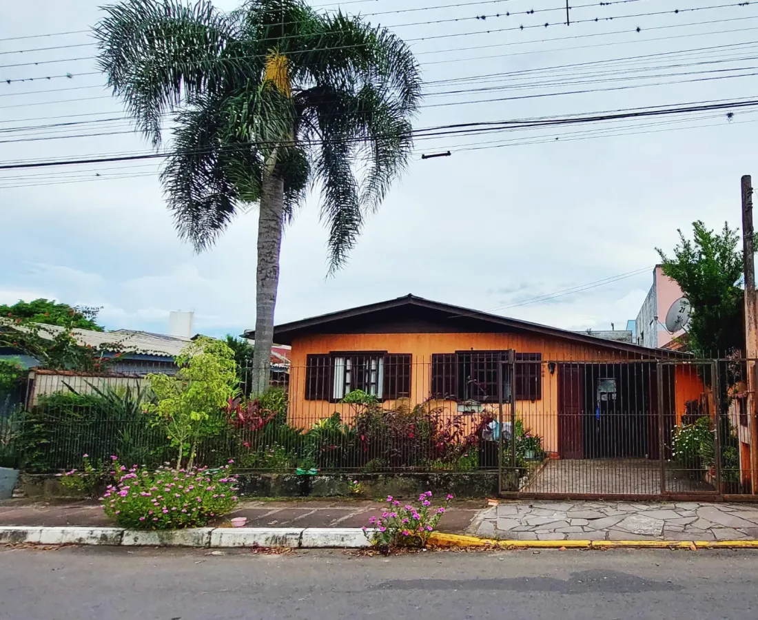 Imagem de Casa em Anita Garibaldi bairro Petrópolis