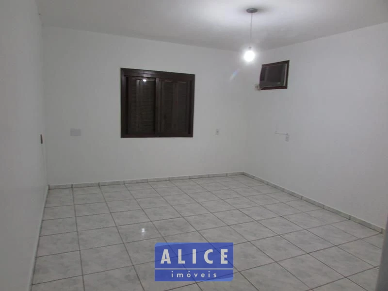 Imagem de Casa em Taquara bairro Petropolis