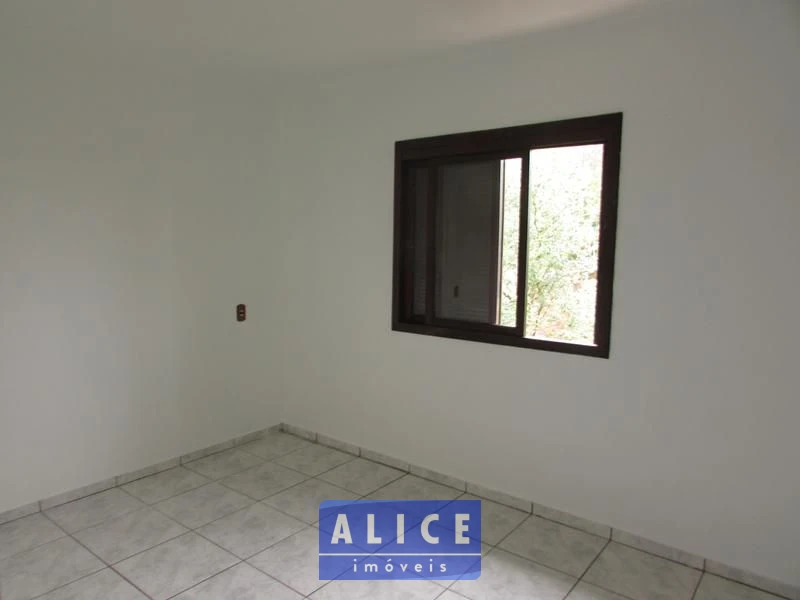 Imagem de Casa em Taquara bairro Petropolis