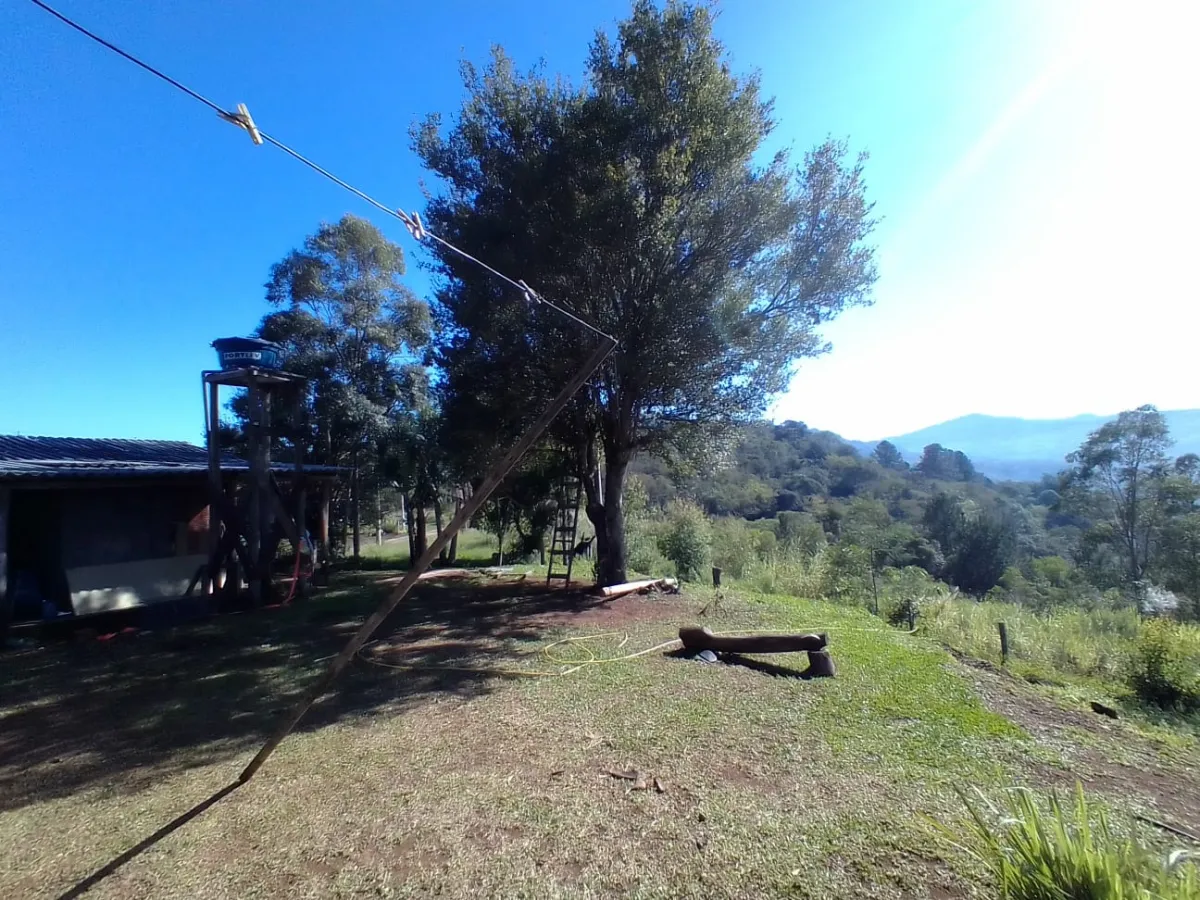 Imagem de Sítio em Taquara com Paisagens Deslumbrantes