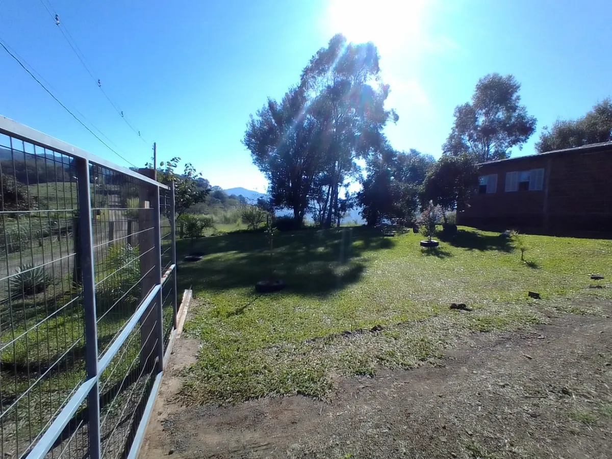 Imagem de Sítio em Taquara com Paisagens Deslumbrantes