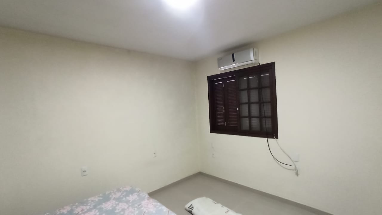 Imagem de Casa Comercial à Venda em Taquara: Ideal para Investimento