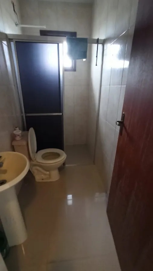 Imagem de Casa Comercial à Venda em Taquara: Ideal para Investimento