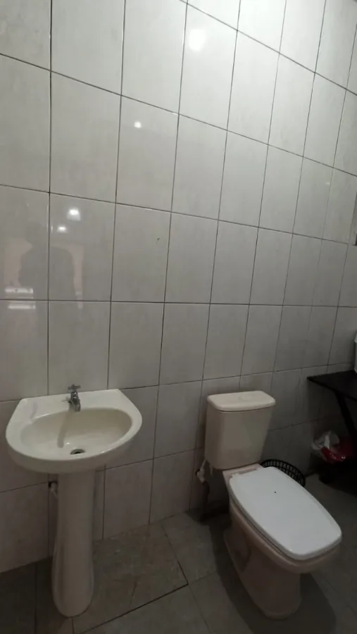 Imagem de Casa Comercial à Venda em Taquara: Ideal para Investimento