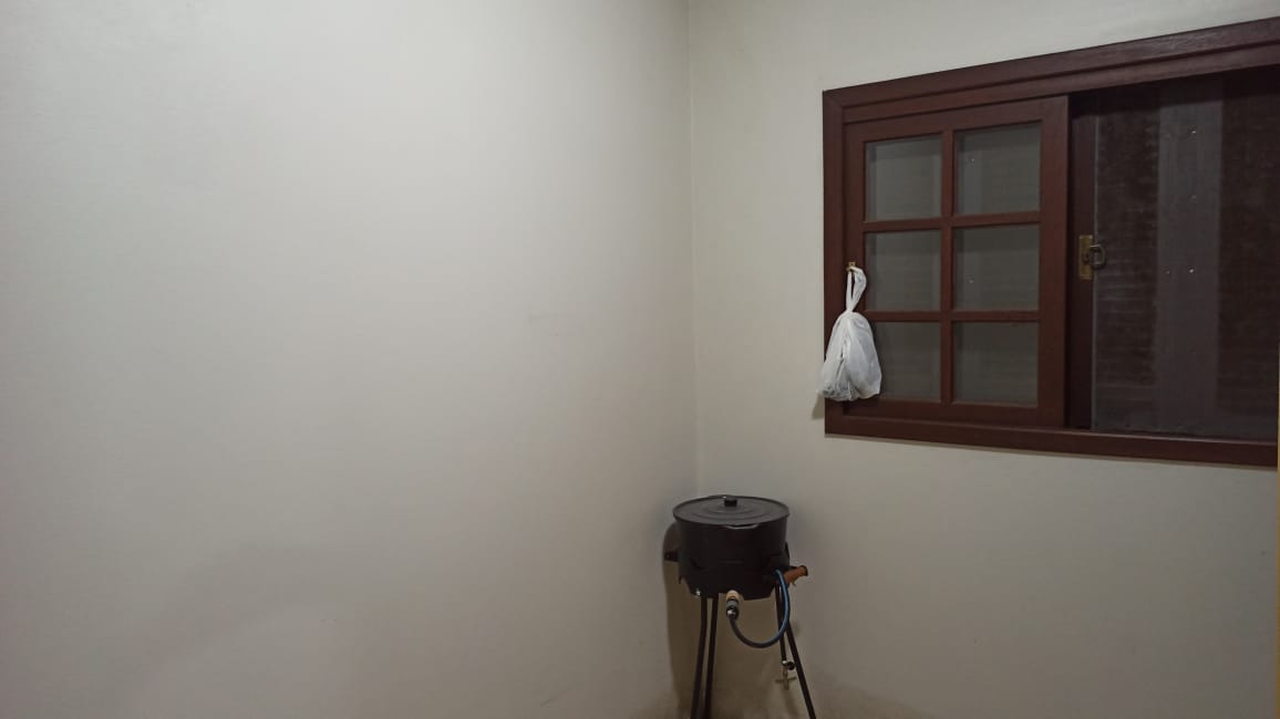 Imagem de Casa Comercial à Venda em Taquara: Ideal para Investimento