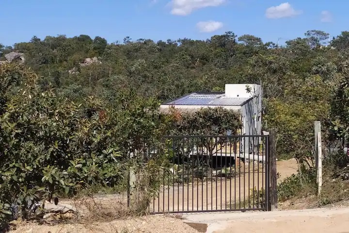 Imagem de LINDA CASA DENTRO DA MATA