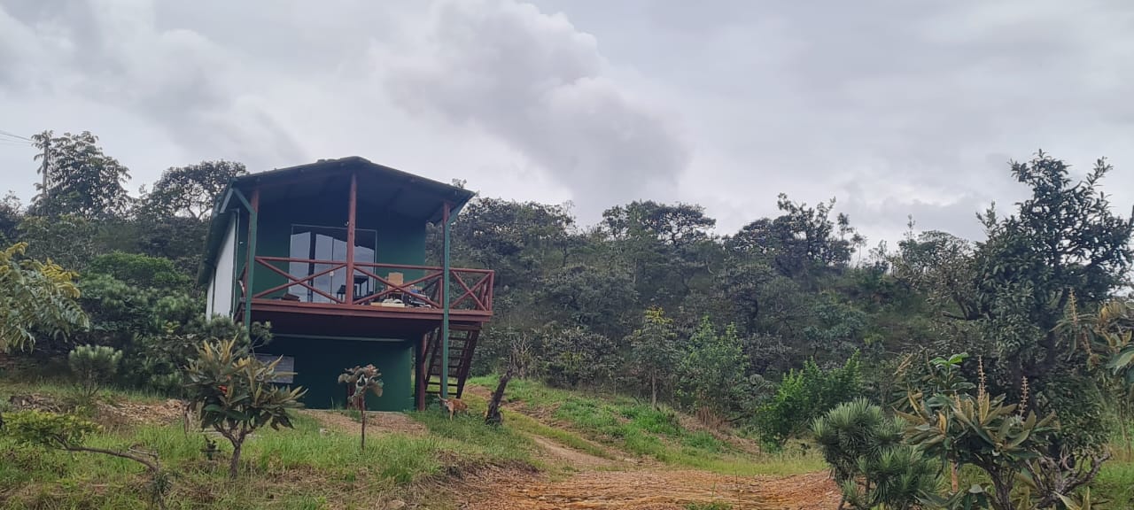 Imagem de ALUGA-SE CASA NO MORRO