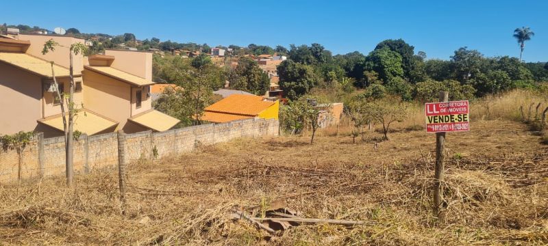 Imagem de LINDO LOTE ALTO EM ÁREA NOBRE DA CIDADE