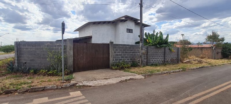 Imagem de 🏡 EXCELENTE LOTE DE ESQUINA – RESIDENCIAL OU COMERCIAL