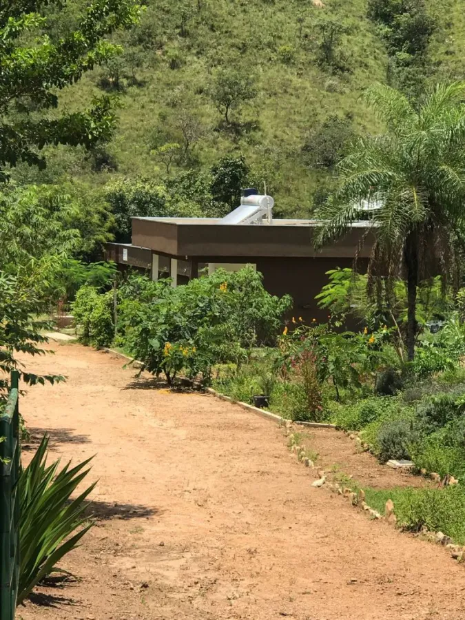Imagem de 🌄 LINDA ÁREA RURAL COM VISTA DESLUMBRANTE PARA O MORRO