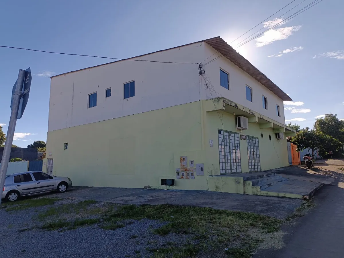 Imagem de Aluga-se apartamento 04  com excelente localização