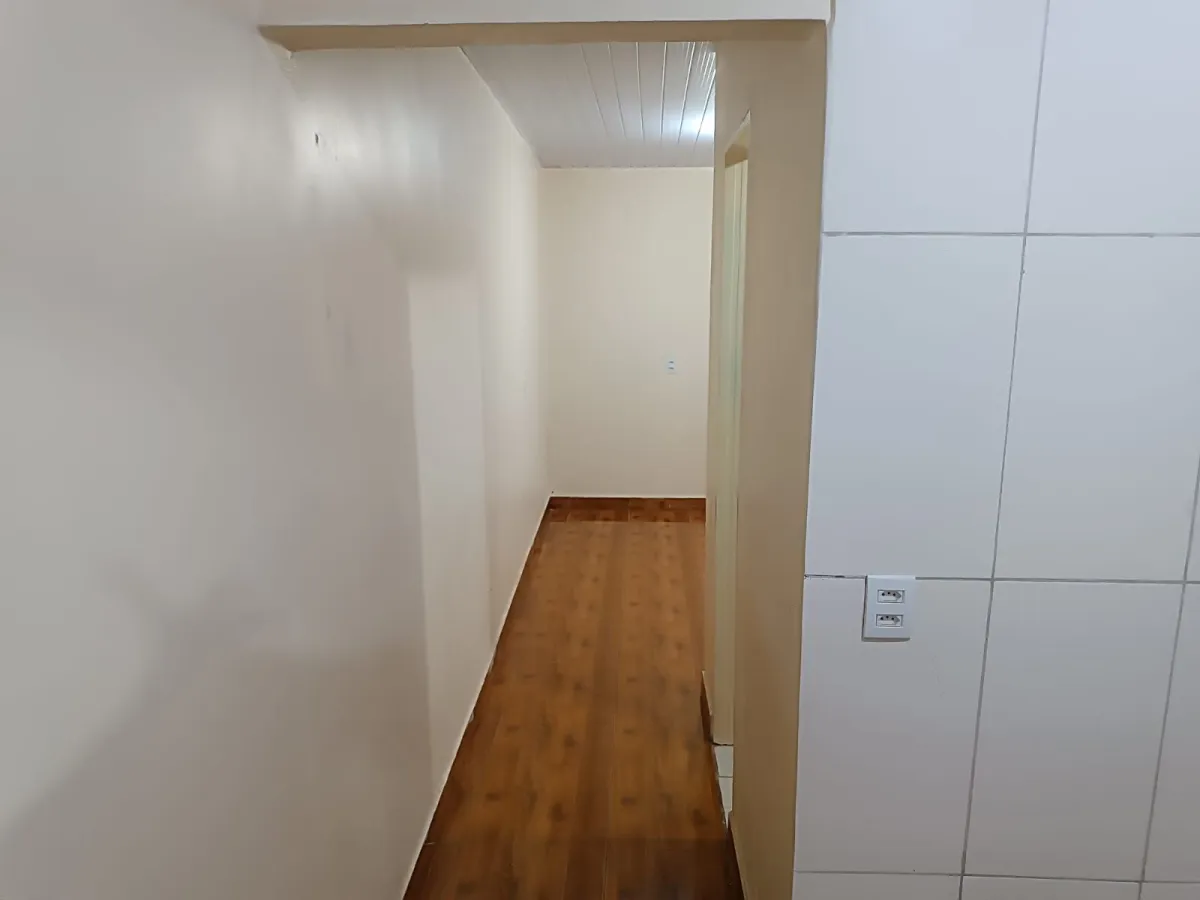 Imagem de Aluga-se apartamento 04  com excelente localização