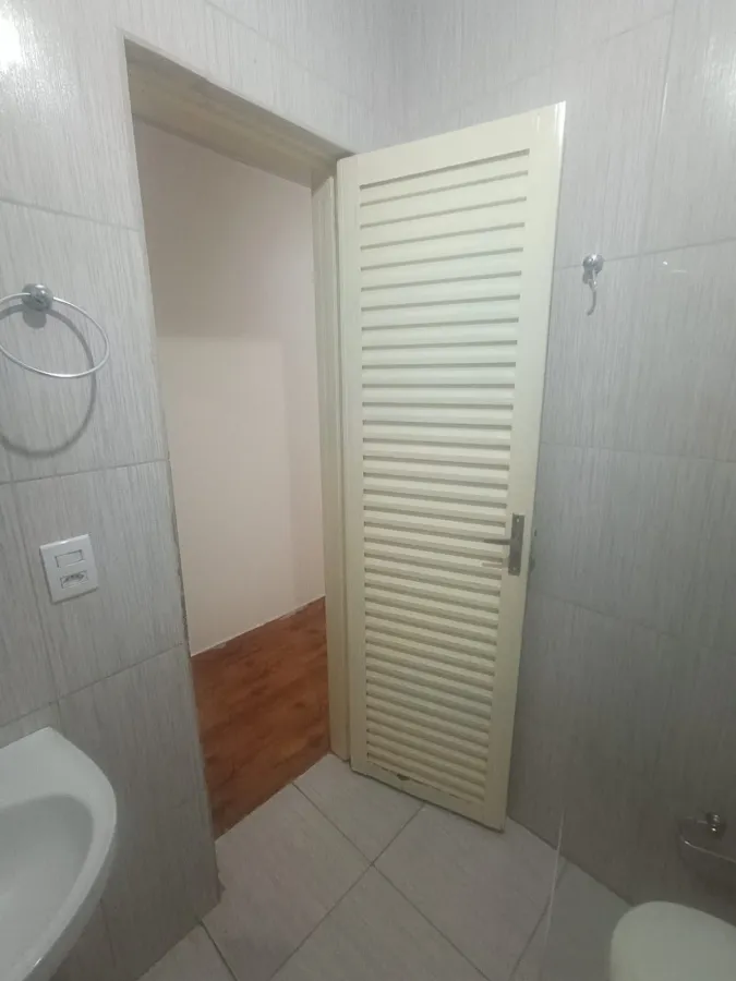 Imagem de Aluga-se apartamento 04  com excelente localização