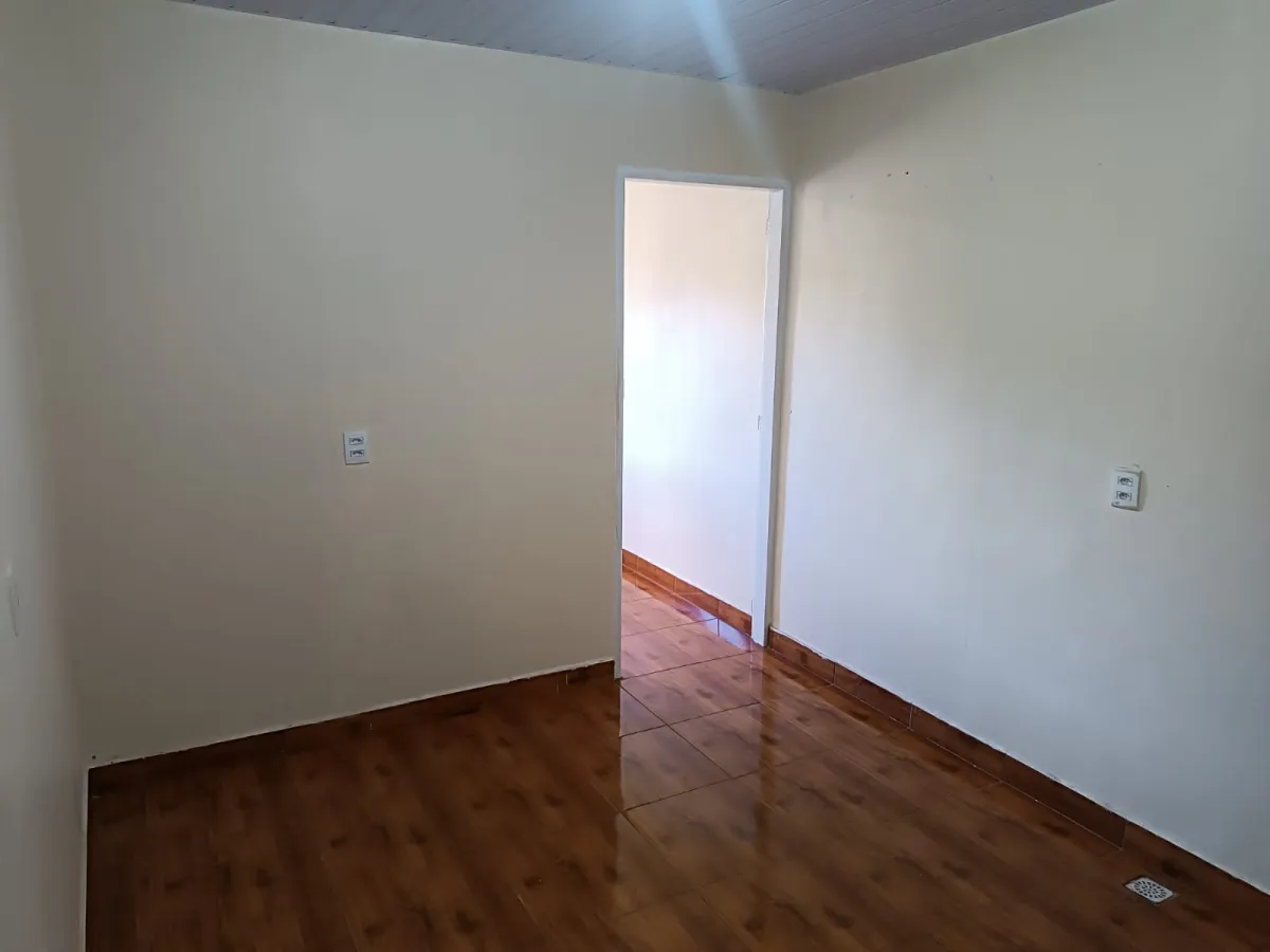 Imagem de Aluga-se apartamento 04  com excelente localização