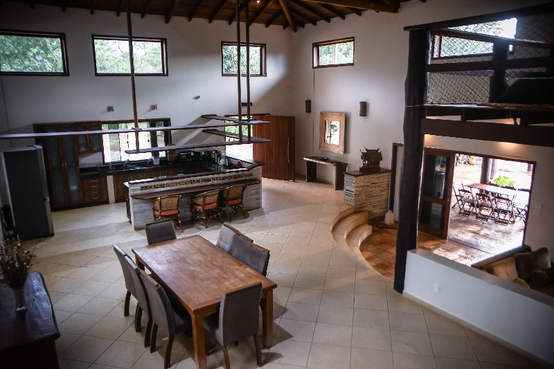 🏡✨ BELÍSSIMA CASA DE ALTO PADRÃO EM MEIO À NATUREZA 🌿 - Zona Rural, Alto Paraíso de Goiás [243]