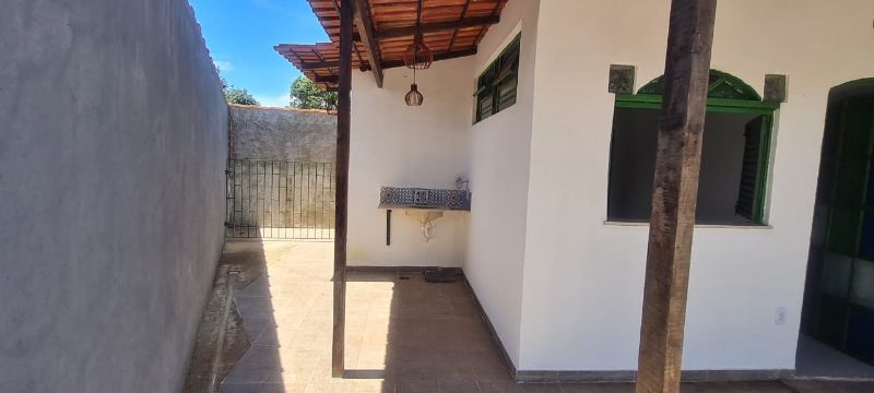 🏢 ALUGA-SE EXCELENTE PONTO COMERCIAL - Centro, Alto Paraíso de Goiás [244]