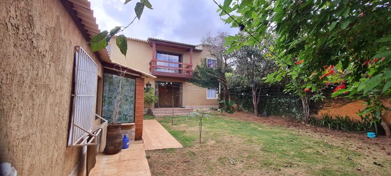 🏡 DUAS CASAS EM UM ÚNICO IMÓVEL – EXCELENTE OPORTUNIDADE NO CENTRO - Centro, Alto Paraíso de Goiás [253]