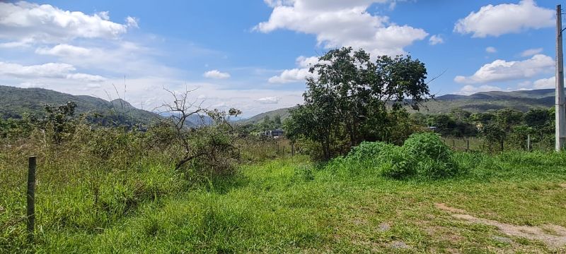 Imagem de LINDO LOTE COM VISTA PARA AS MONTANHAS