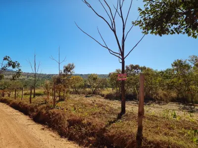 Imagem de 🌄 LOTE EM CONDOMÍNIO NA ESTRADA DAS LOQUINHAS – VISTA PRIVILEGIADA E TRANQUILIDADE 🌿