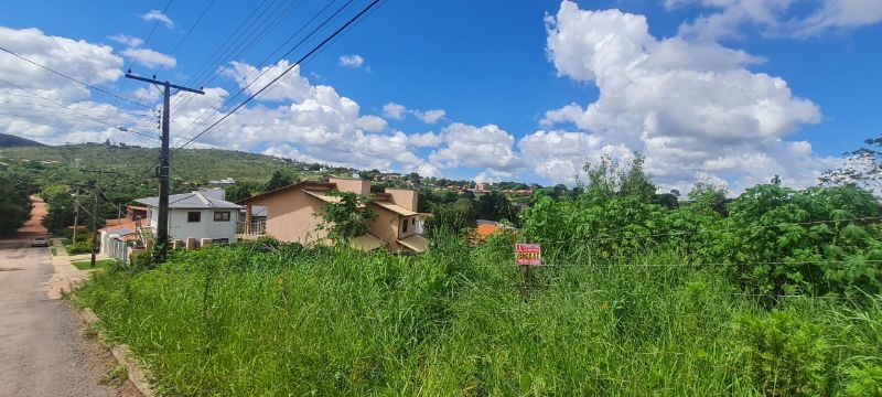 Imagem de LINDO LOTE ALTO EM ÁREA NOBRE DA CIDADE