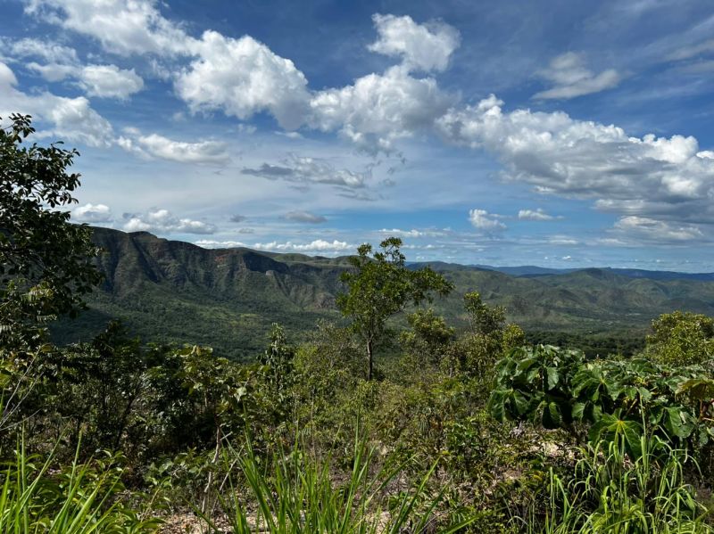 Imagem de LINDA TERRA COM VISTA ESPETACULAR EM CONDOMÍNIO