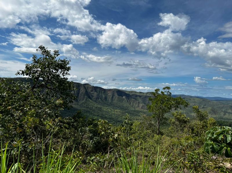 Imagem de LINDA TERRA COM VISTA ESPETACULAR EM CONDOMÍNIO