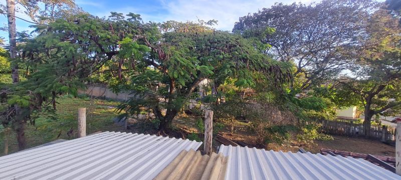 Imagem de EXCELENTE  CASA  EM LOTE DE ESQUINA