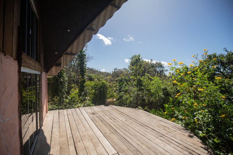 Imagem de VENDO CASA COM ÓTIMA LOCALIZAÇÃO