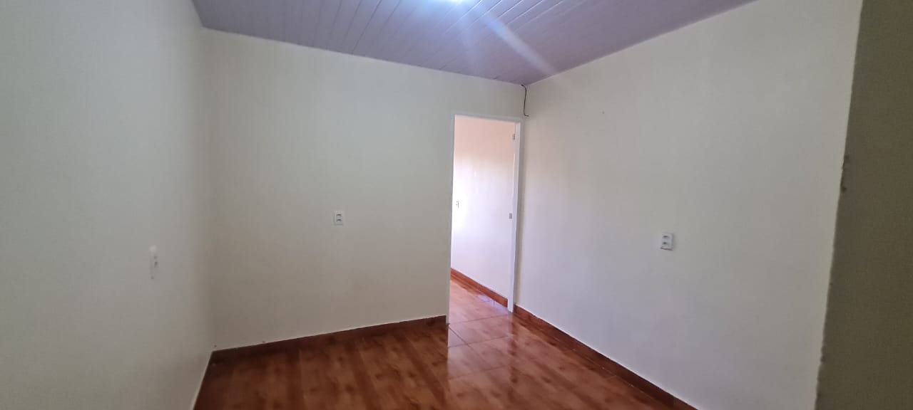 Imagem de ALUGA-SE APARTAMENTOS COM EXCELENTE LOCALIZAÇÃO!